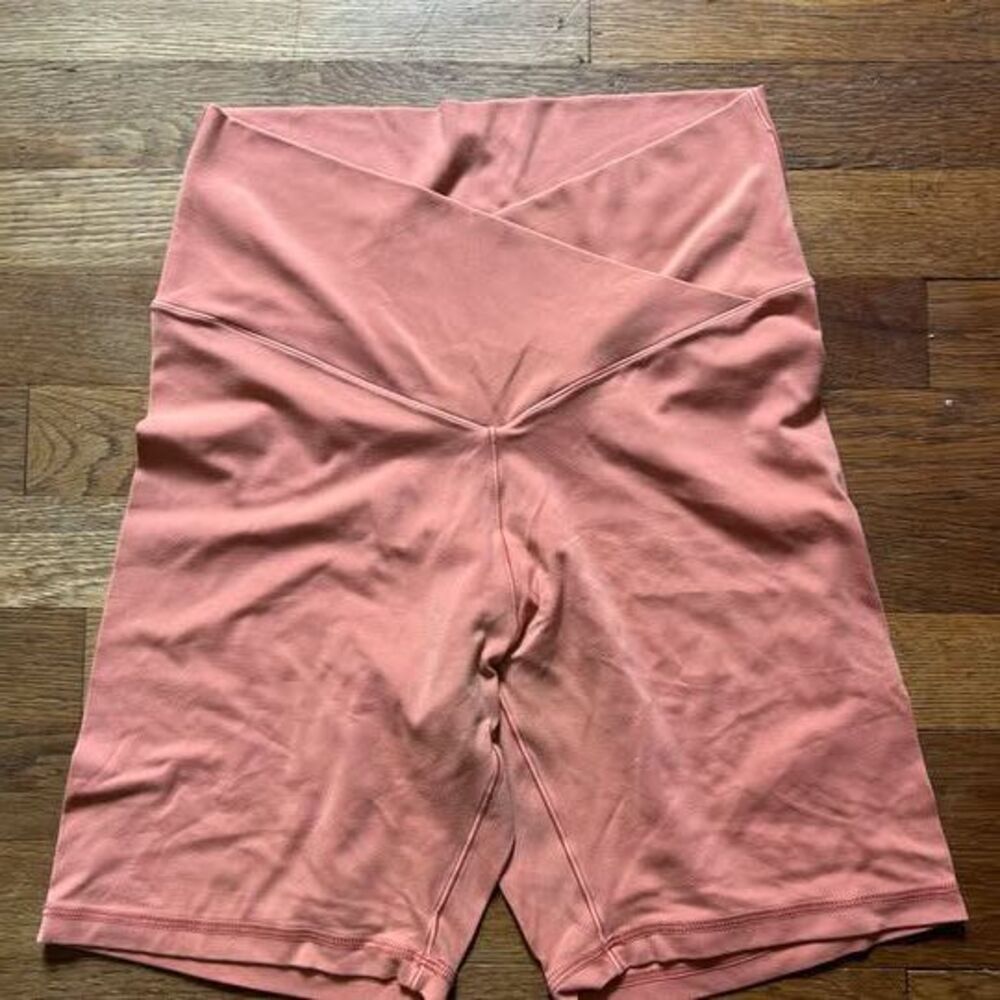 OFFLINE by Aerie Real Me High Rise 7" Bike Shorts Size L